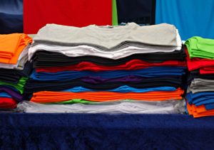 t-shirt tee clothing garment shirt fashion unisex woman - image source: pxhere.com